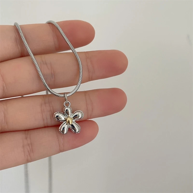 Kore moda Vintage paslanmaz çe - Women'S Emo Accessories incelemesi ve fiyatı