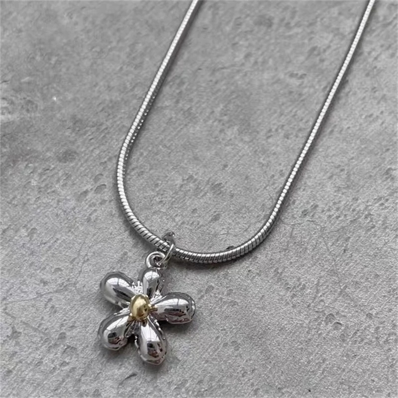 Kore moda Vintage paslanmaz çe - Women'S Emo Accessories incelemesi ve fiyatı